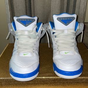 Men Nike Flight size 10